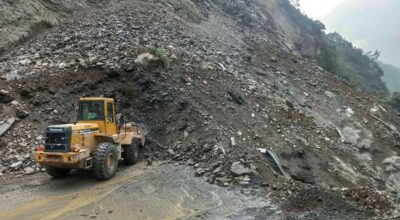 Traffic halted on seven different road sections across country