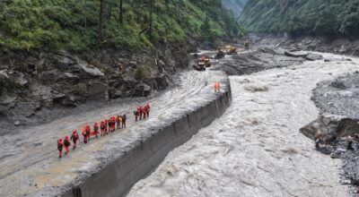 China halts rescue at Tibet disaster epicentre over flood risk