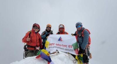 28 trainees, 5 instructors successfully summit Danga Peak