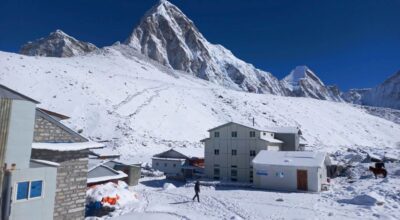 Heavy snowfall in Khumbu region, Seven foreign tourists rescued