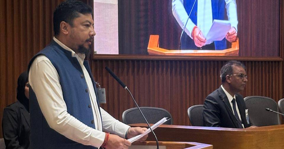 Nepal comes up with four proposals for dealing with mountain crises, 53 nations back them